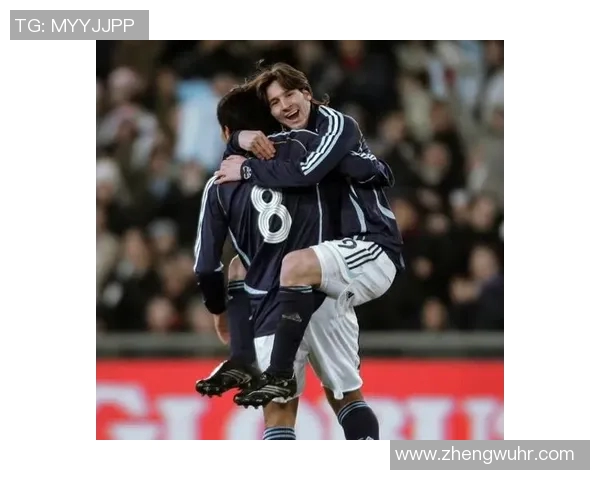 足球明星们的群聊视频通话揭秘球场内外的趣事与友谊分享 足球明星们的群聊视频通话揭秘球场内外的趣事与友谊分享